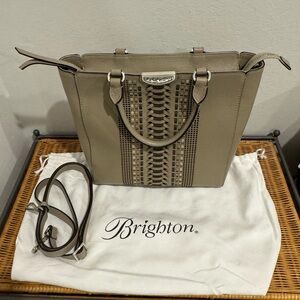 Brighton Roberta Andalusia Collection Messenger bag in excellent condition!